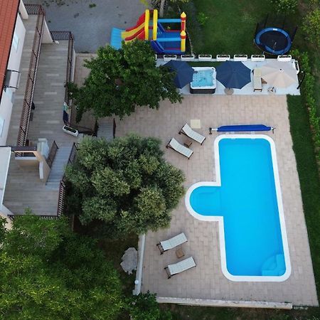 Casa Di Oliva-House With Heated Pool & Jacuzzi In Trilj, Croatia Villa Eksteriør bilde